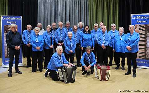 P-2024-10-01 IMG_0837 (voor home) LMJ Groepsfoto (van Peter van Kasteren)